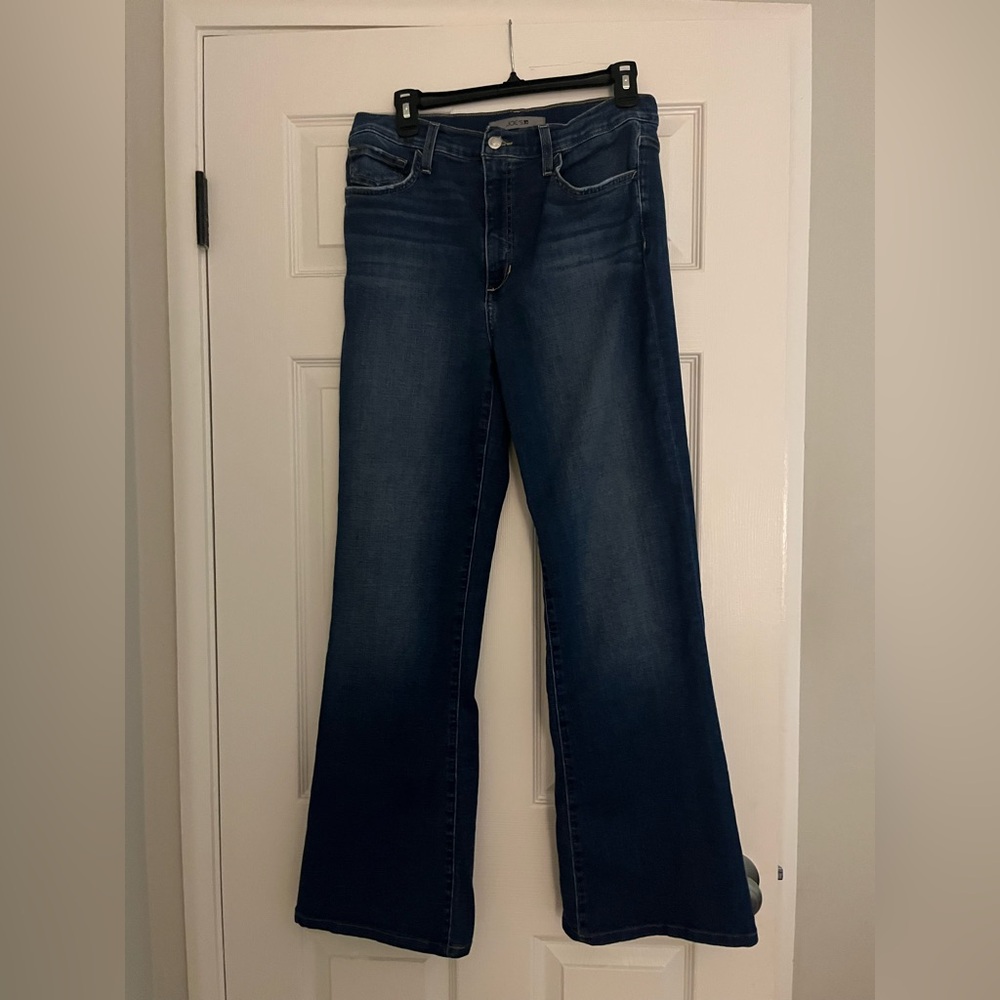 Joe’s high waisted flare jean Size 31